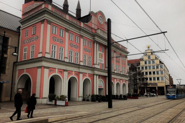 Rathaus Rostock_MV Tag_EDIC Europe Direct MV feiert mit der Universitäts- und Hansestadt Rostock