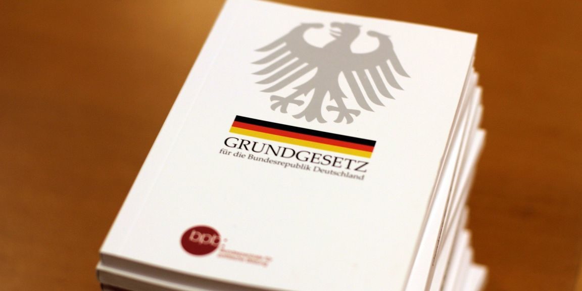 P49-Grundgesetz_Header